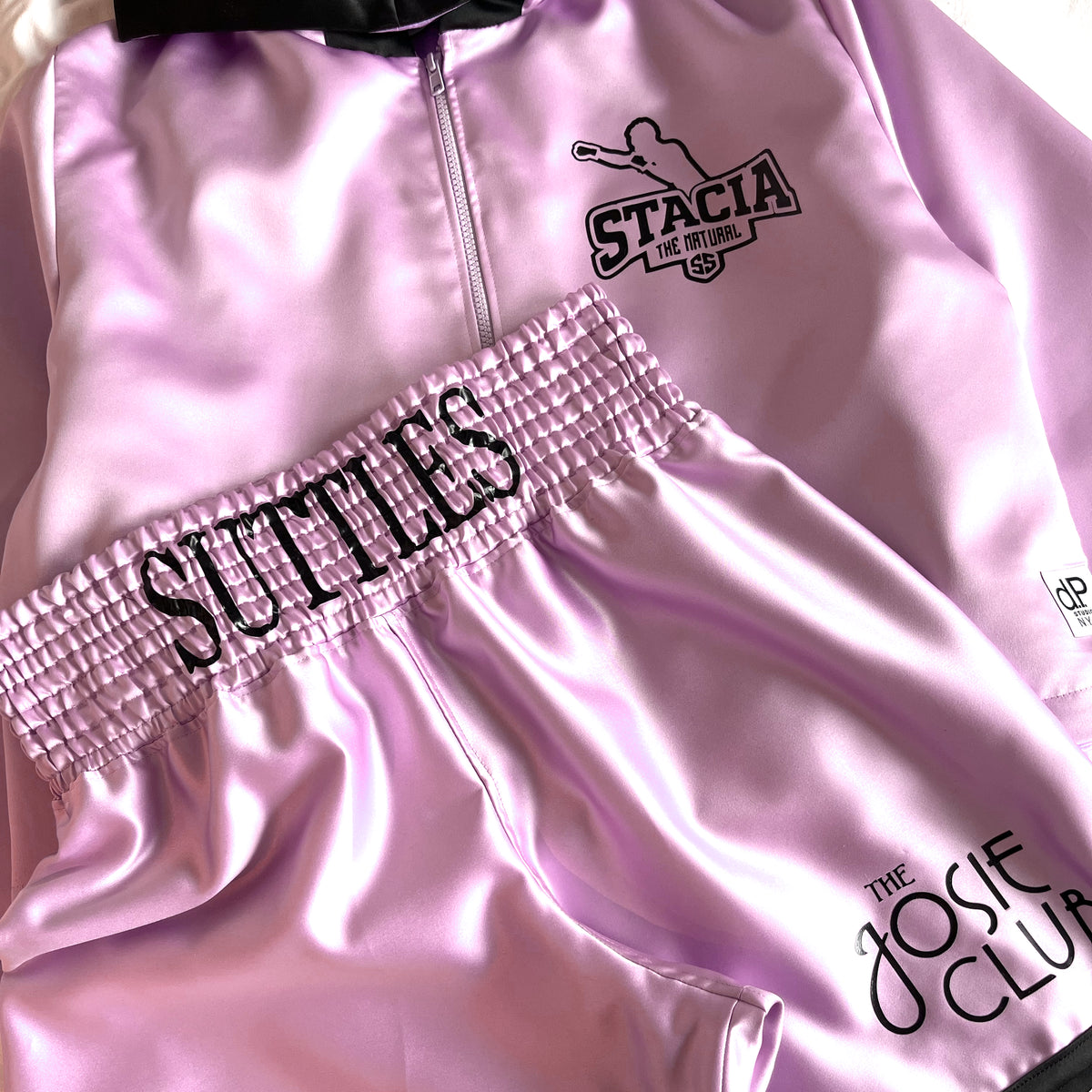 SATIN WOMEN’S LONG SLEEVE KIT